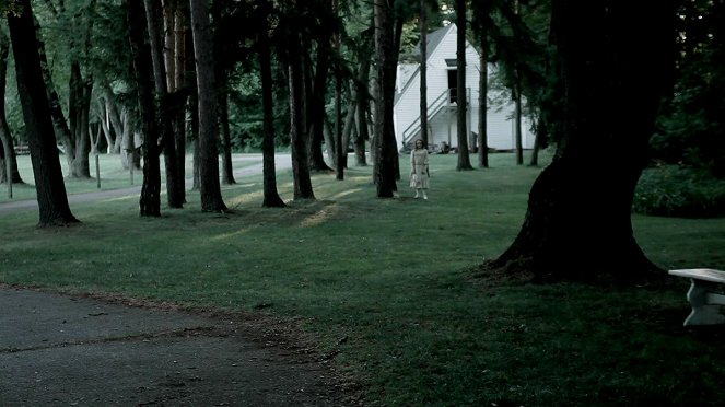 Svědci paranormálních jevů - The Cabin / Ghost in the Garden - Z filmu
