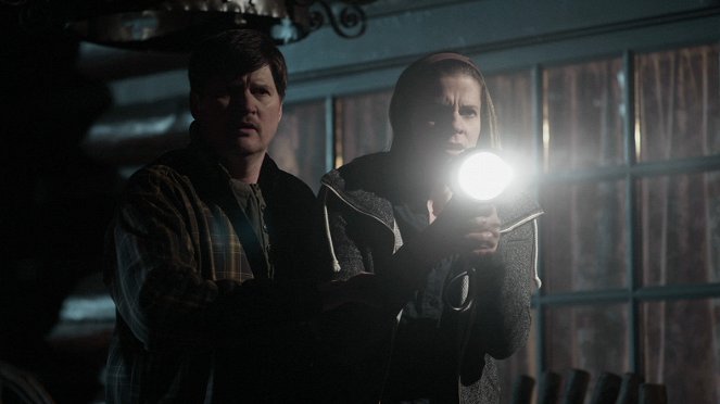 Paranormal Witness - Season 3 - The Wolf Pack - Photos
