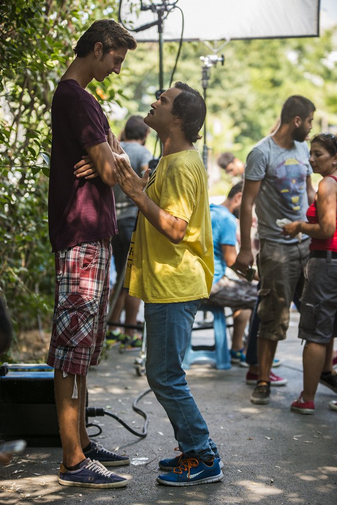 Geniş Aile: Yapıştır - Tournage - Bülent Çolak