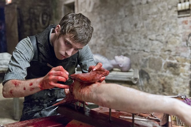 Penny Dreadful - Night Work - Photos - Harry Treadaway