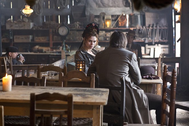 Penny Dreadful - Season 1 - Séance - Photos - Billie Piper