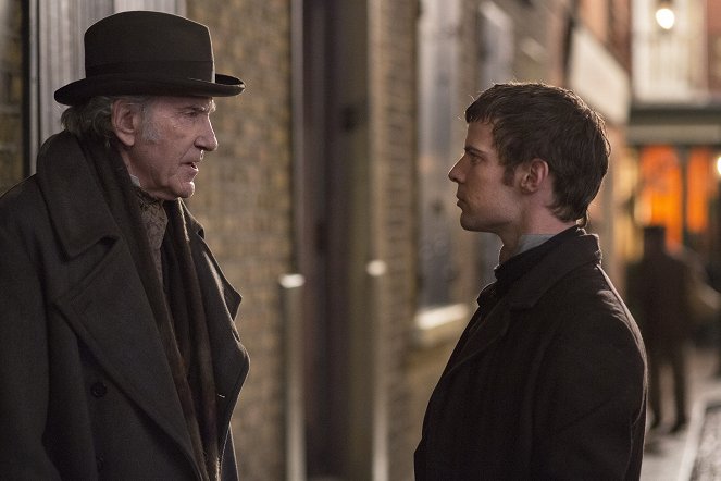 Penny Dreadful - What Death Can Join Together - Photos - David Warner, Harry Treadaway