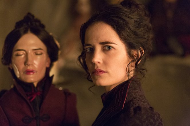 Penny Dreadful - And Hell Itself My Only Foe - Photos - Eva Green