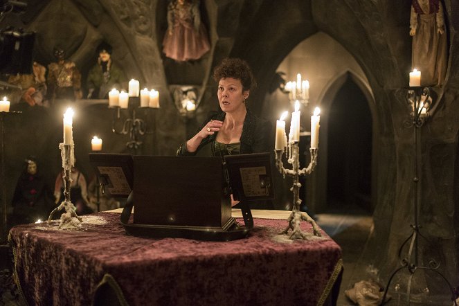 Penny Dreadful - And They Were Enemies - Do filme - Helen McCrory