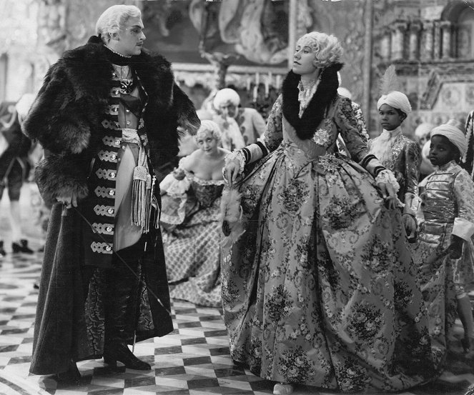 The Rise of Catherine the Great - Filmfotos - Douglas Fairbanks Jr., Flora Robson