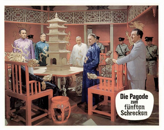 Five Golden Dragons - Lobby karty - Christopher Lee, Brian Donlevy, George Raft, Dan Duryea, Rupert Davies