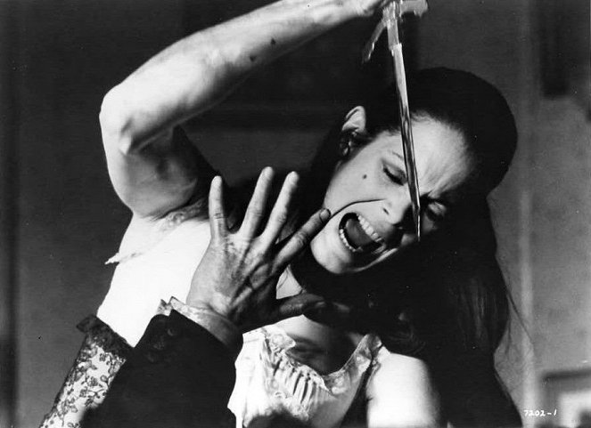 Dr. Jekyll and Sister Hyde - Photos - Martine Beswick