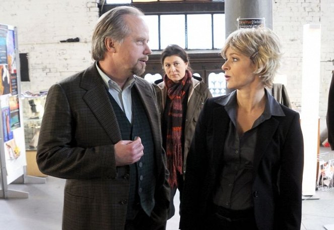 Tatort - Season 42 - Das schwarze Haus - Filmfotos - Michael Kausch, Eva Mattes, Constanze Weinig