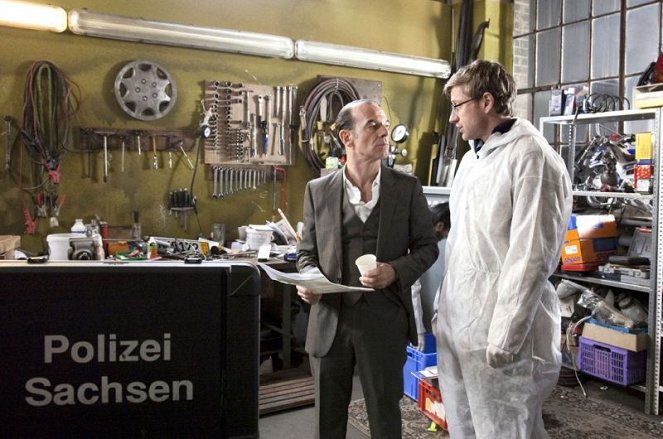 Tatort - Season 42 - Nasse Sachen - De la película - Martin Wuttke, Maxim Mehmet