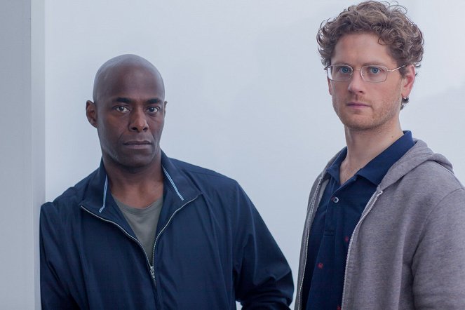 You, Me and the Apocalypse - Calm Before the Storm - Photos - Paterson Joseph, Kyle Soller