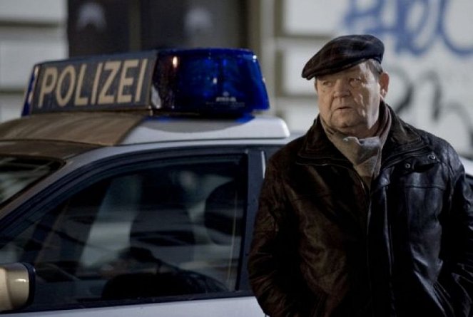 Tatort - Season 42 - Edel sei der Mensch und gesund - De la película - Ernst-Georg Schwill