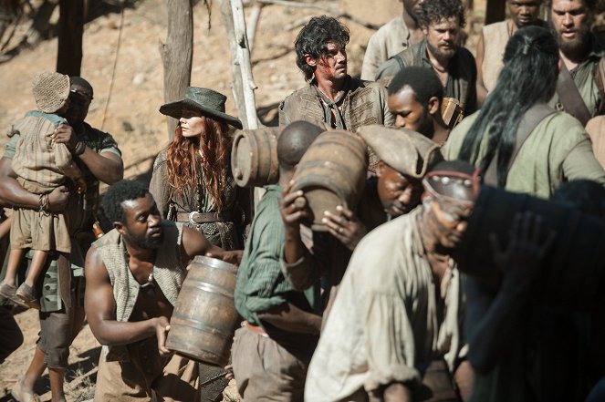 Black Sails - Die Hinrichtung - Filmfotos - Clara Paget, Toby Schmitz