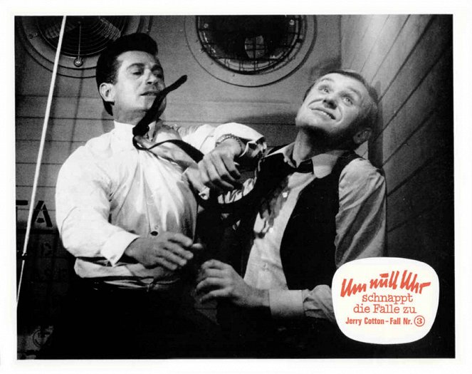 Um Null Uhr schnappt die Falle zu - Lobby Cards - George Nader