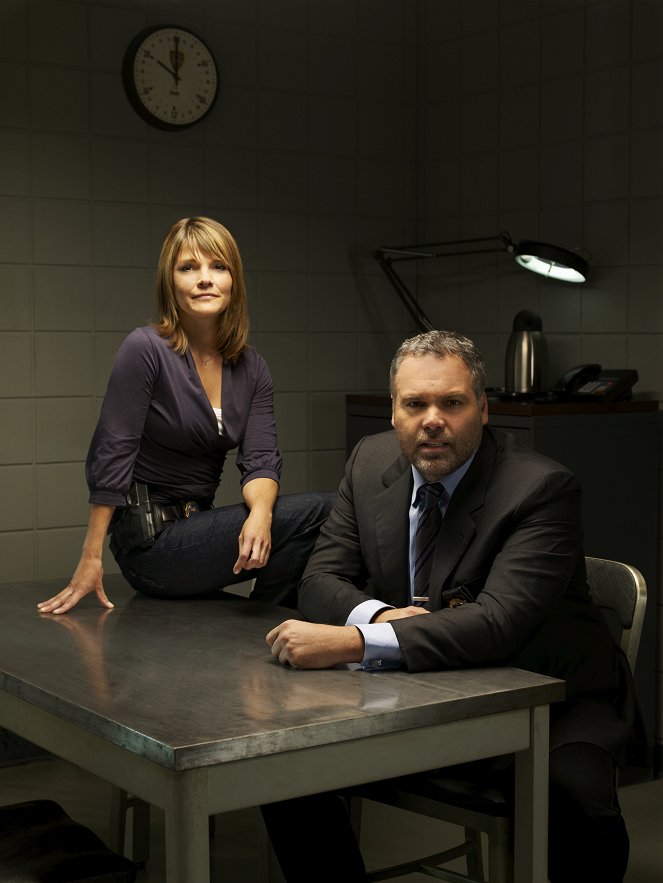 Ley y orden: Acción criminal - Season 7 - Promoción - Kathryn Erbe, Vincent D'Onofrio