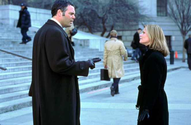 Law & Order: Criminal Intent - The Faithful - Photos - Vincent D'Onofrio, Kathryn Erbe