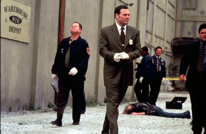 Law & Order: Criminal Intent - Season 1 - Enemy Within - Photos - Vincent D'Onofrio