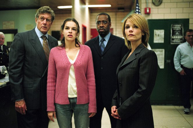 Law & Order: Criminal Intent - Season 2 - Tomorrow - Photos - Courtney B. Vance, Kathryn Erbe