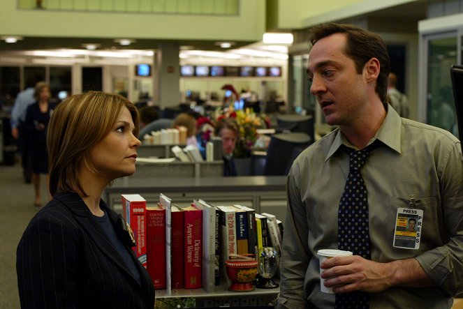 Law & Order: Criminal Intent - The Gift - Photos - Kathryn Erbe