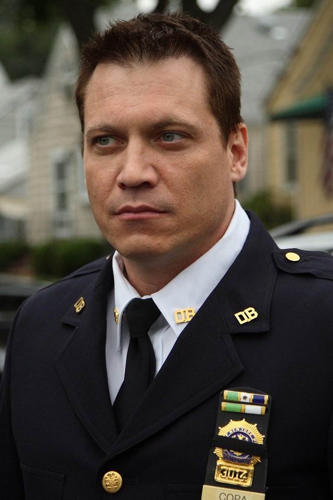 Law & Order: Criminal Intent - Amends - Photos - Holt McCallany