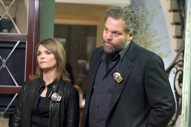 Law & Order: Criminal Intent - Season 8 - Folie a Deux - Photos - Kathryn Erbe, Vincent D'Onofrio