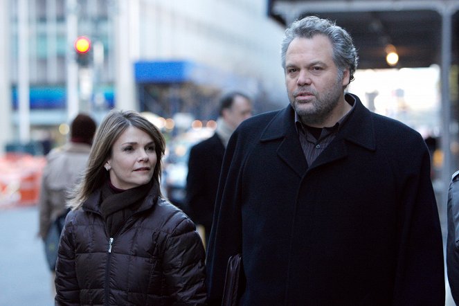 Law & Order: Criminal Intent - Alpha Dog - Photos - Kathryn Erbe, Vincent D'Onofrio