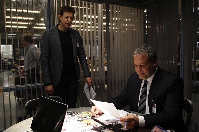 Criminal Intent – Verbrechen im Visier - Season 9 - Blutspur, Teil 2 - Filmfotos - Jeff Goldblum, Vincent D'Onofrio