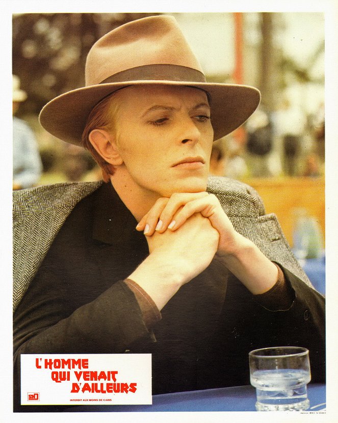 Człowiek, który spadł na Ziemię - Lobby karty - David Bowie