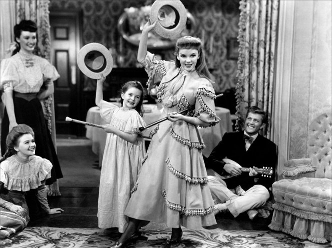 Agora Seremos Felizes - Do filme - Margaret O'Brien, Judy Garland