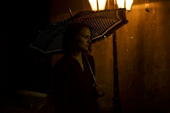 Una historia de Amor y Obscuridad - De la película - Natalie Portman
