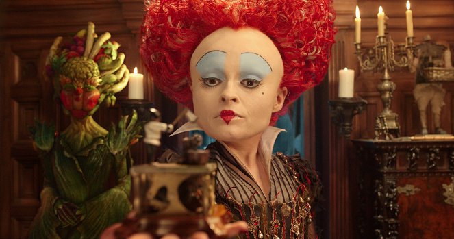 Alice in Wonderland: Through the Looking Glass - Photos - Helena Bonham Carter