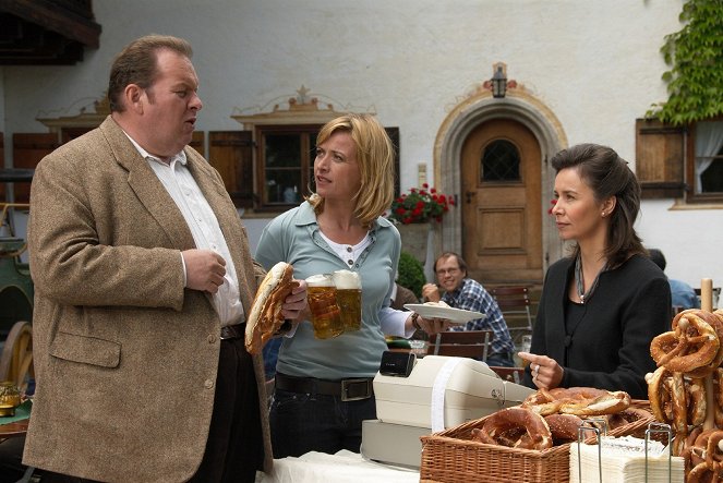 Big Ben - Season 14 - Polda a medvěd - Z filmu - Ottfried Fischer, Katharina Abt, Katharina Müller-Elmau