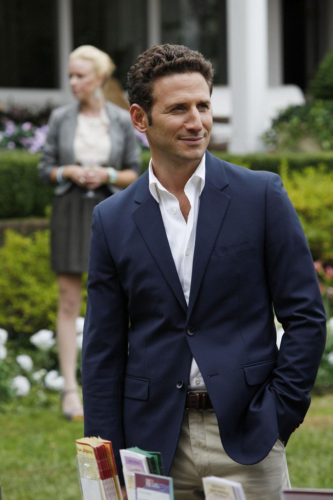 Royal Pains - Listen to the Music - Photos - Mark Feuerstein