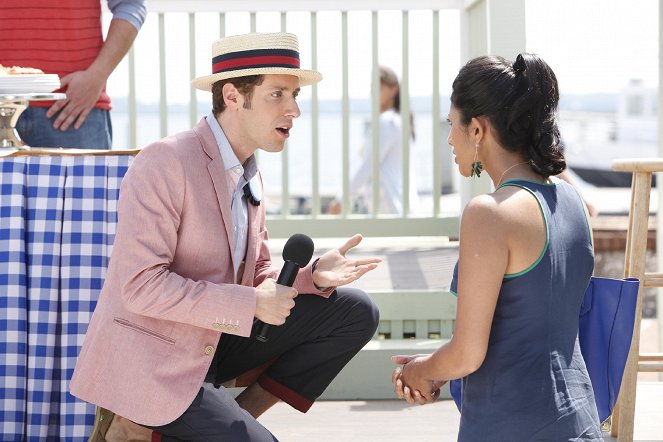 Royal Pains - Season 4 - After The Fireworks - Photos - Paulo Costanzo