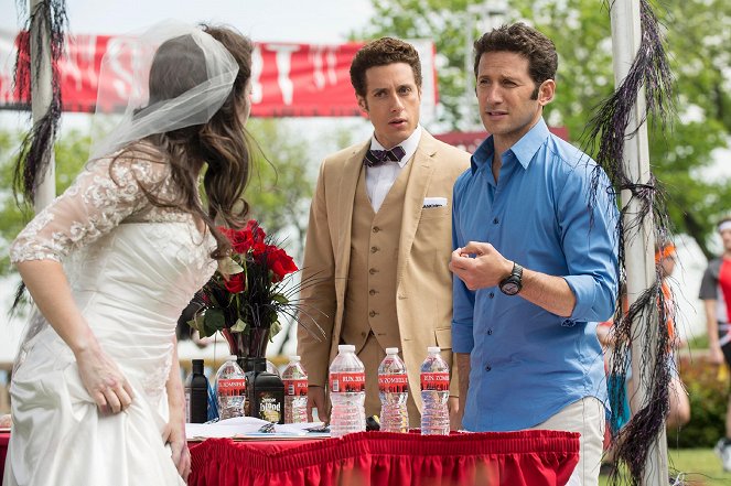 Royal Pains - Season 4 - Dawn Of The Med - Photos - Paulo Costanzo, Mark Feuerstein