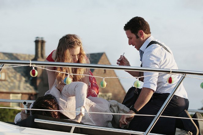 Royal Pains - I Did Not See That Coming - Photos - Willa Fitzgerald, Mark Feuerstein