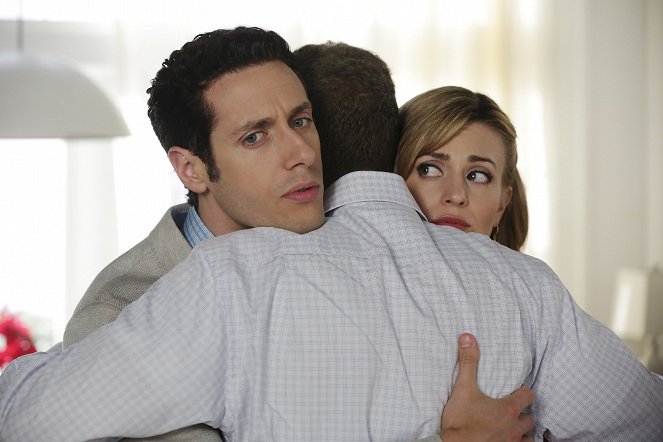 Royal Pains - HankMed On The Half Shell - Photos - Paulo Costanzo, Brooke D'Orsay