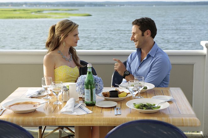 Royal Pains - Ganging Up - Photos - Brooke D'Orsay, Mark Feuerstein