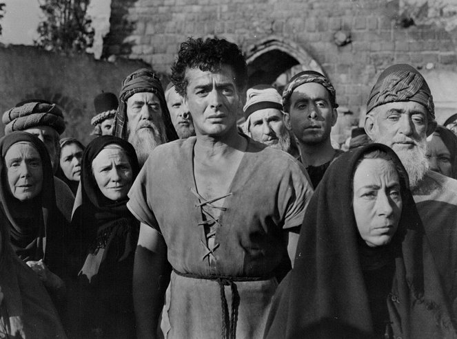 A palást - Filmfotók - Victor Mature