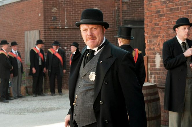 Murdoch Mysteries - Back and to the Left - Werbefoto - Thomas Craig