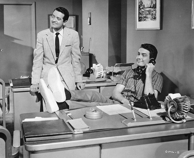 The Girl Most Likely - Z filmu - Tommy Noonan, Cliff Robertson