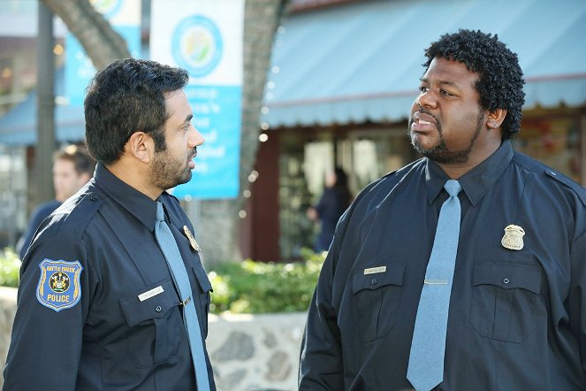 Battle Creek - Cereal Killer - Kuvat elokuvasta - Kal Penn, Edward 'Grapevine' Fordham Jr.