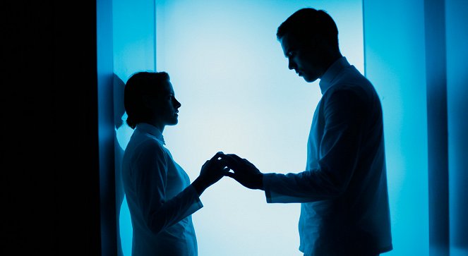 Equals - Film - Kristen Stewart, Nicholas Hoult