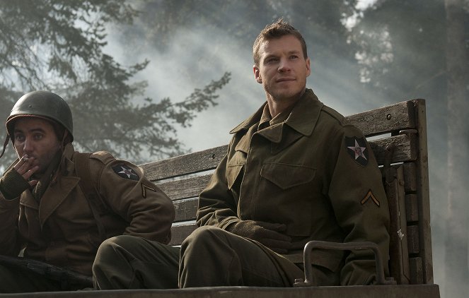 Company of Heroes - Do filme - Chad Michael Collins