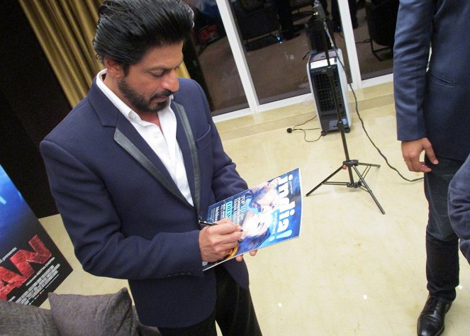 Fan - Van de set - Shahrukh Khan