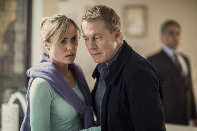 Radha Mitchell, Richard Roxburgh