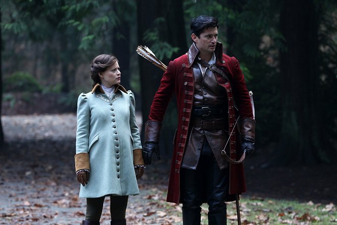 Once Upon a Time - Her Handsome Hero - Photos - Emilie de Ravin, Wes Brown
