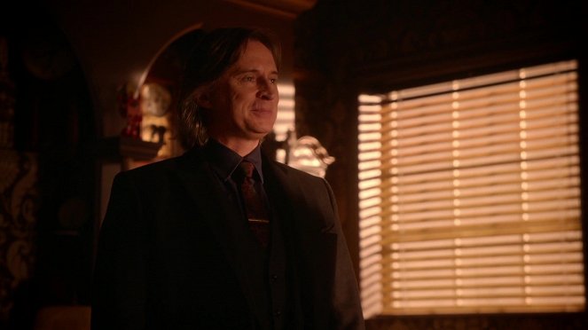 Once Upon a Time - Her Handsome Hero - Van film - Robert Carlyle