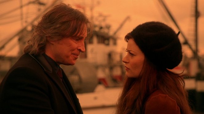 Once Upon a Time - Her Handsome Hero - Photos - Robert Carlyle, Emilie de Ravin