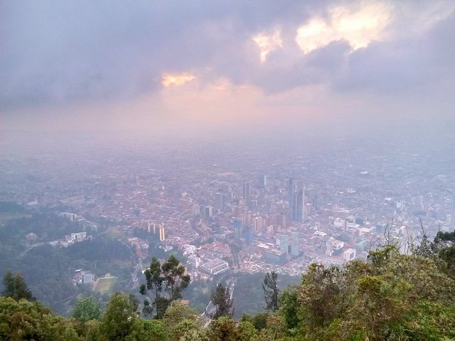 Na cestě - Série 17 - Na cestě po Bogotě - Photos