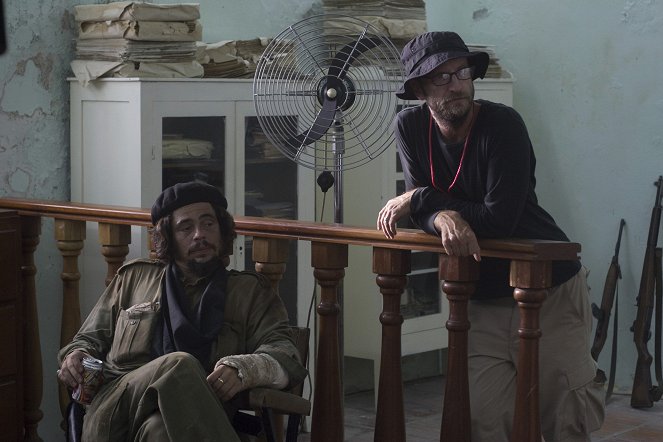 Che: Part One - Van de set - Benicio Del Toro, Steven Soderbergh